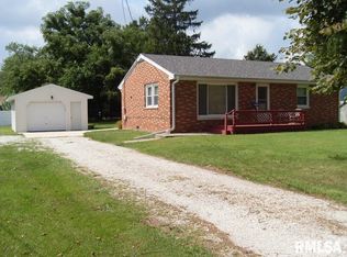 117 Loren St, Washington, IL 61571