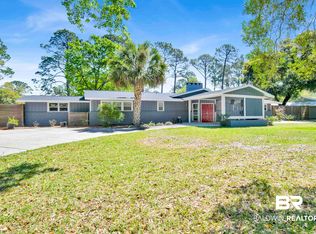 1304 W Fairway Dr, Gulf Shores, AL 36542