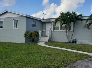 2400 SW 82nd Pl, Miami, FL 33155