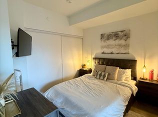 270 Dufferin St #322, Toronto, ON M6K 0H8