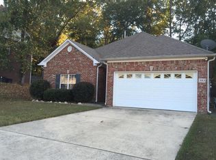 303 Meadow Cir, Alabaster, AL 35114