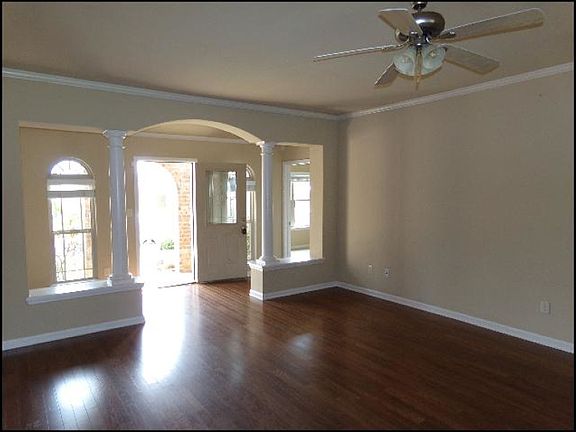 4th image of 9 Daytona Dr