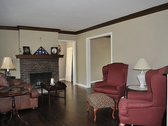 4th image of 76 Cumberland Ave