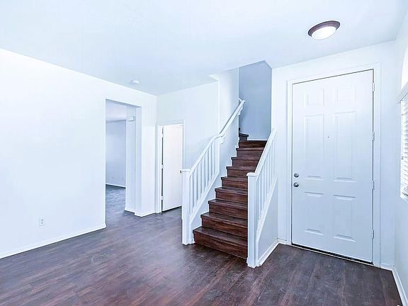 4th image of 5155 W Fulton St