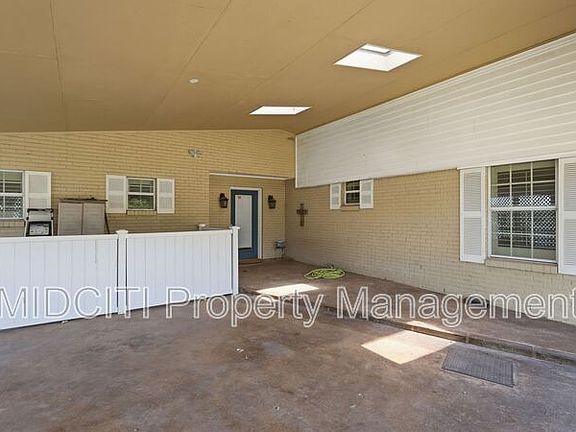 5th image of 156 Trelawney St