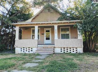 1005 N Adams St, Hutchinson, KS 67501