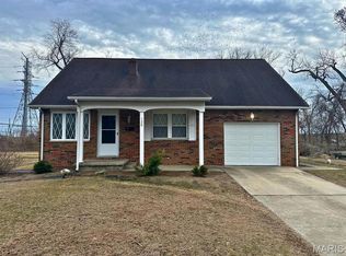 128 Donna Dr, Hartford, IL 62048
