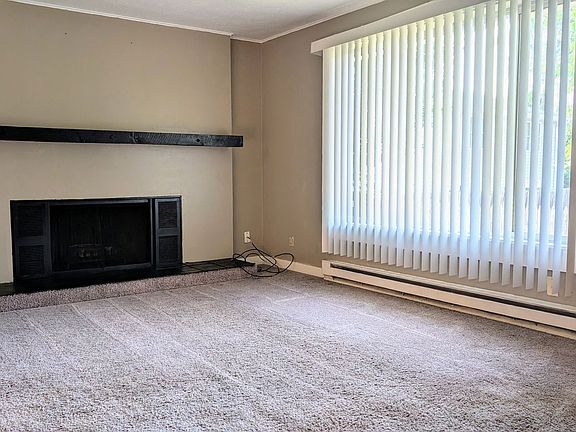 4th image of 2716 Nichols Rd APT 2