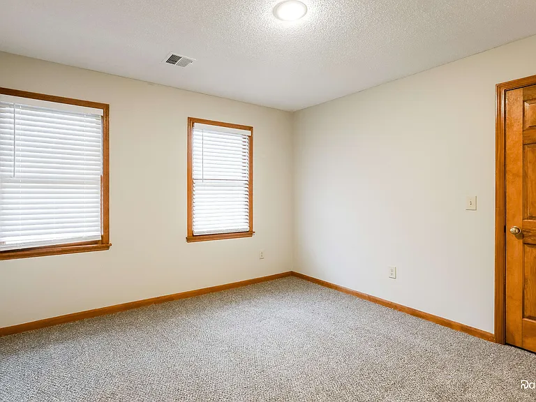 7829 Twilight Ln — Photo 12