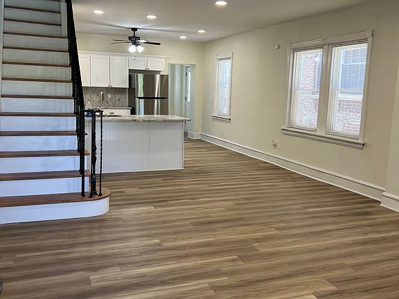 4th image of 2118 W 8th St
