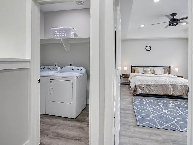 9305 Tower St — Photo 26