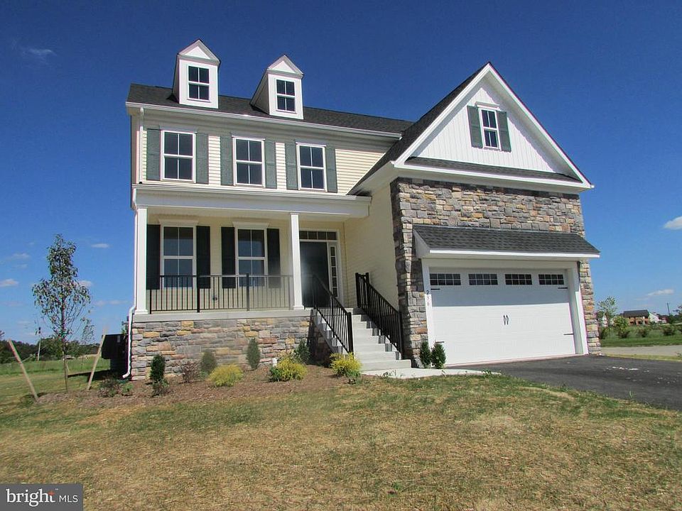 1st image of 236 Jenny Dr
