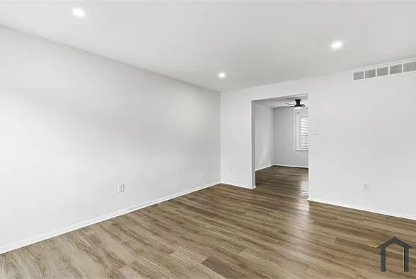 26 Coatsbridge Ct — Photo 5