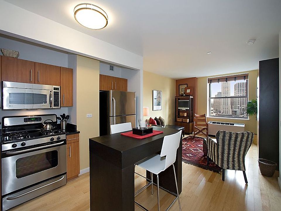 1st image of 20 West St APT 35G