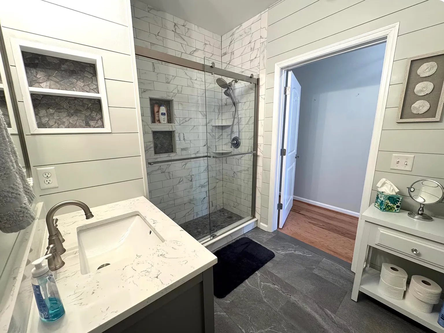 3 bed, 1832 sqft, $2,200 — Photo 4