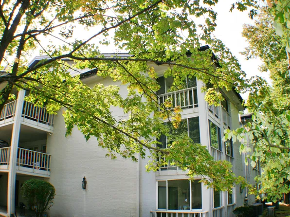 395 Redding Rd APT 194, Lexington, KY 40517
