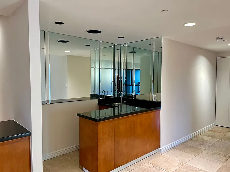 10445 Wilshire Blvd #305 — Photo 7