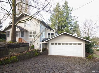 526 18th Ave SE, Olympia, WA 98501