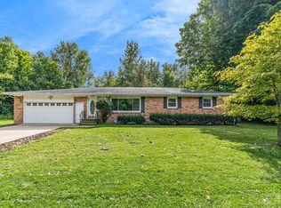 7126 Sinclair Rd, Eau Claire, MI 49111