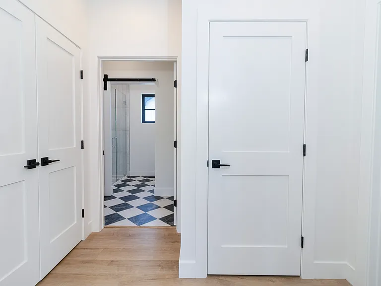 650 Main St #3 — Photo 34