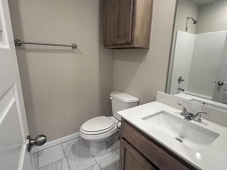 3709 S East 81st St — Photo 12