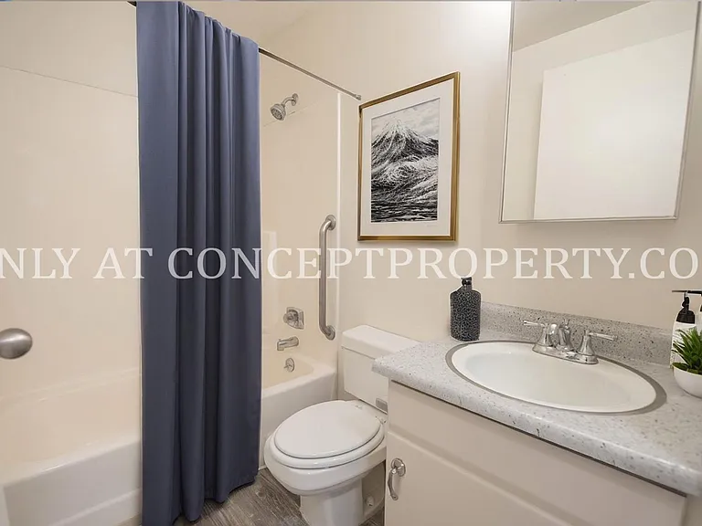 223 E 3rd Ave — Photo 11