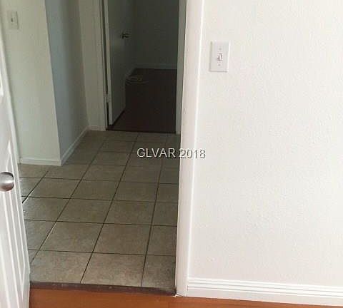 3rd image of 4400 Narit Dr #0