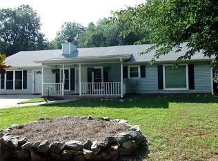 344 Hogans Mill Rd, Jefferson, GA 30549