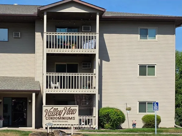 1828 Perlich Ave, Red Wing, MN 55066