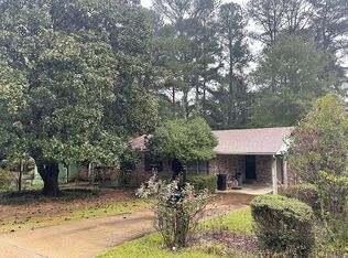 302 Avent St, Oxford, MS 38655