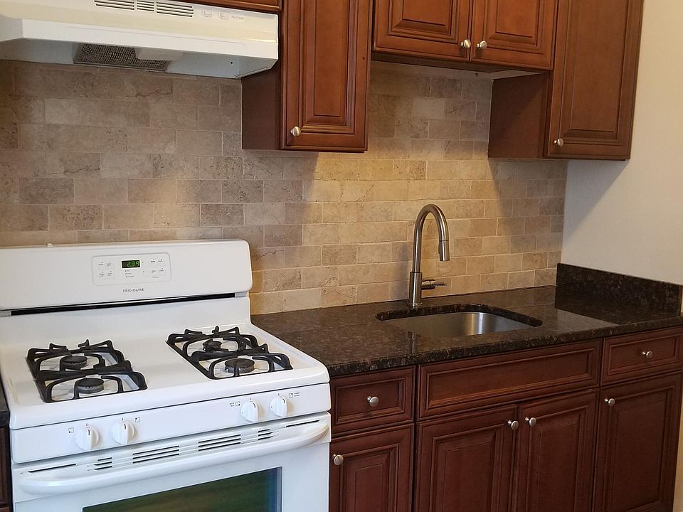 2nd image of 1415 85th St #2