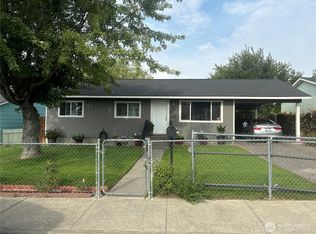 520 S Douglas Avenue, Pasco, WA 99301
