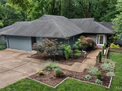 109 N Ballas Rd #B, Saint Louis, MO, 63122