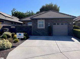 336 S Holland Ct, Visalia, CA 93292