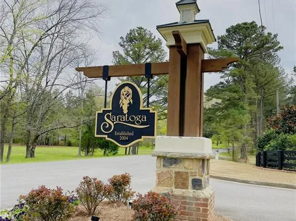 45 Saratoga Dr, Rydal, GA 30171