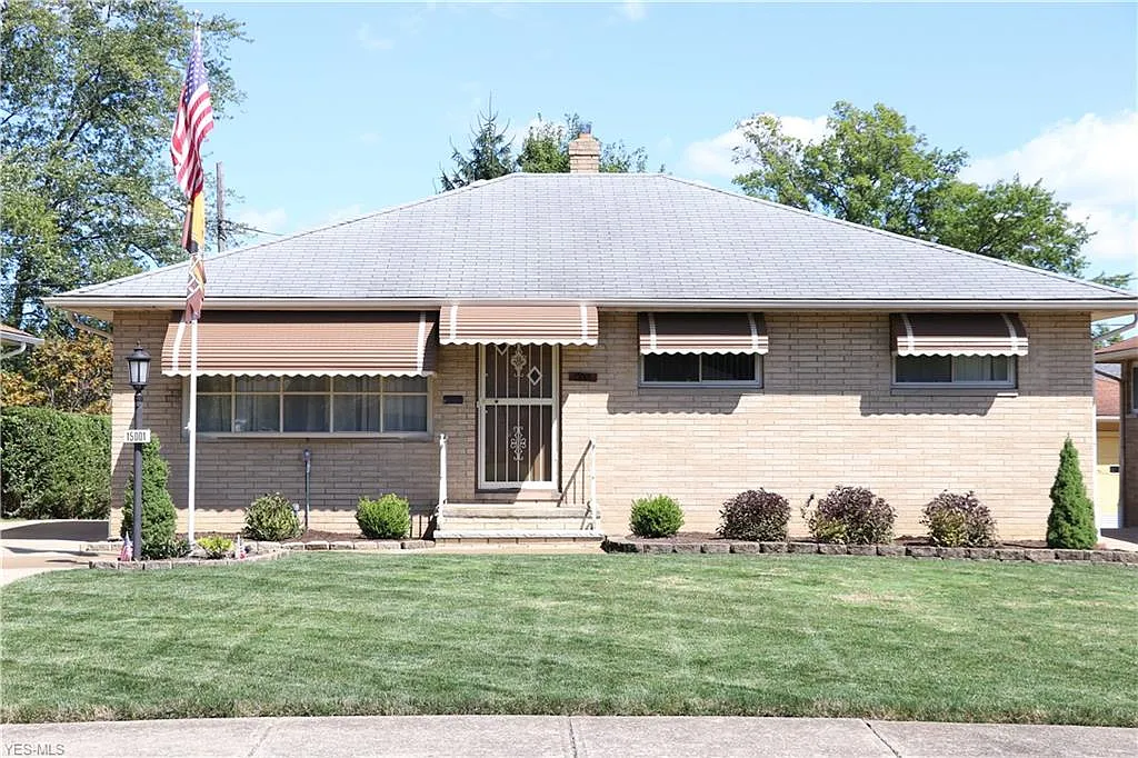 15001 Kennerdown Ave photo 1