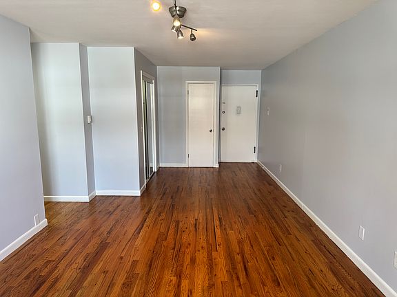 4th image of 4 Glenwood Ave APT B7