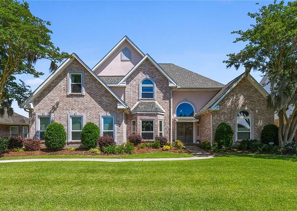 1st image of 3729 Lake Kristin Dr