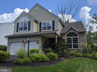 512 Ash Ct, Telford, PA 18969