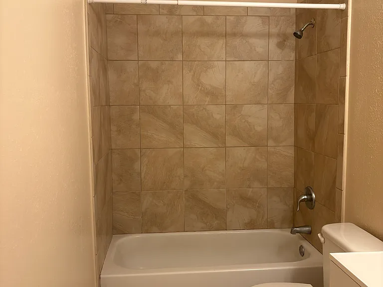 4111 Shawnee Cir — Photo 7