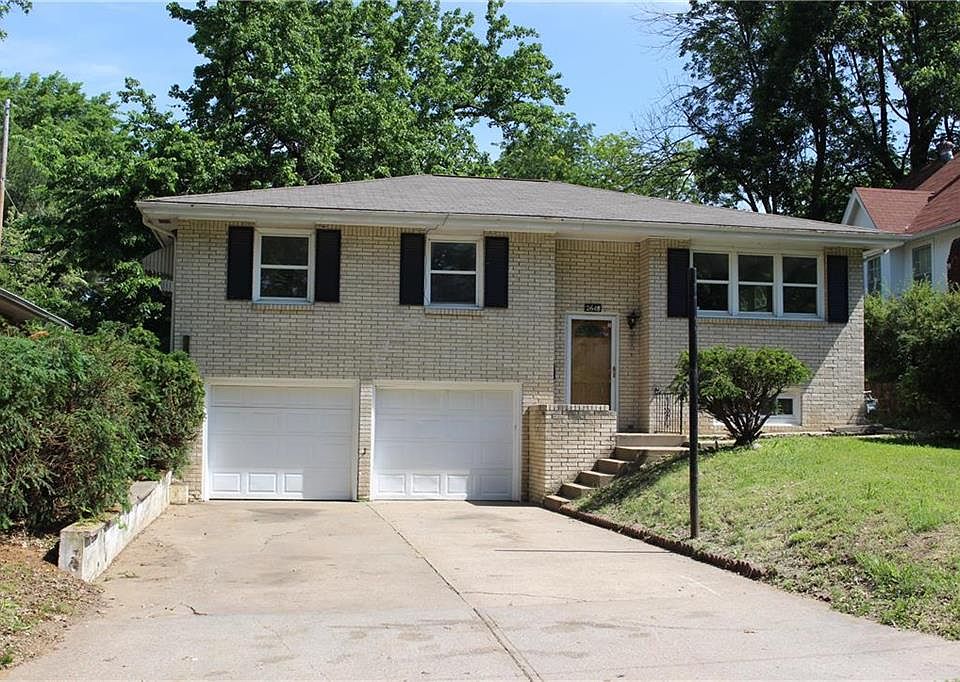 1st image of 2648 Armstrong Ave