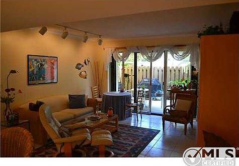 4th image of 1109 Marine Way E APT L1r