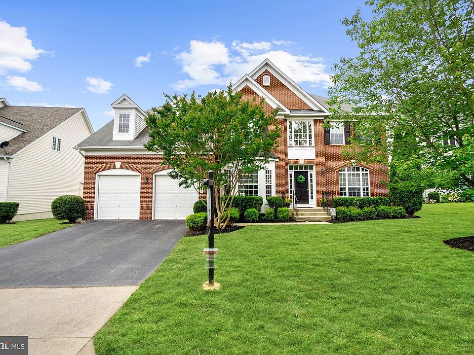 1st image of 23437 Canna Ct