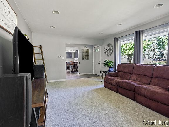 4th image of 1493 96th Ave