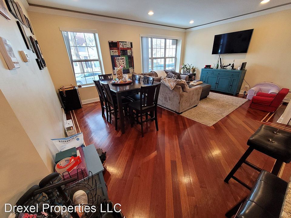 1st image of 4169 W Cullom Ave #3560211