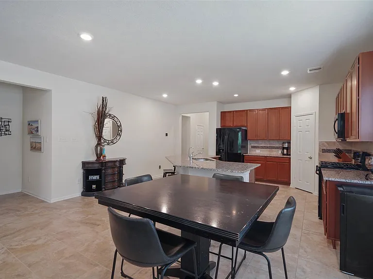 10003 Cimarron Canyon Ln — Photo 16