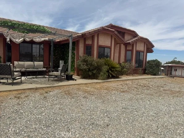 11778 Buffalo Rd, Oak Hills, CA 92344