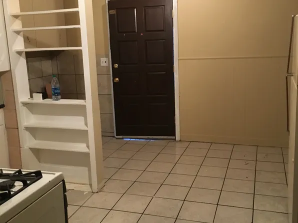 289 NE Sumner St, Topeka, KS 66616