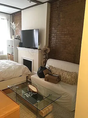 Rented by REAL New York | media 10