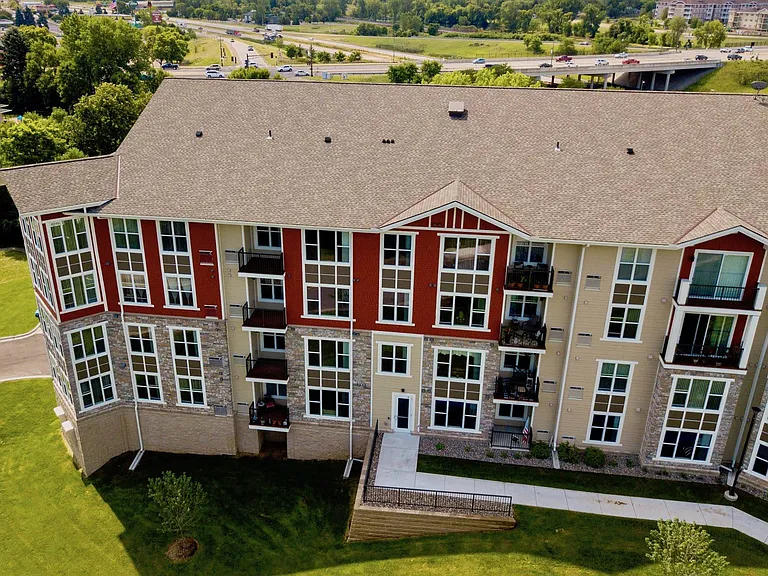 The Legends of Cottage Grove 55+ Apartments — Photo 24
